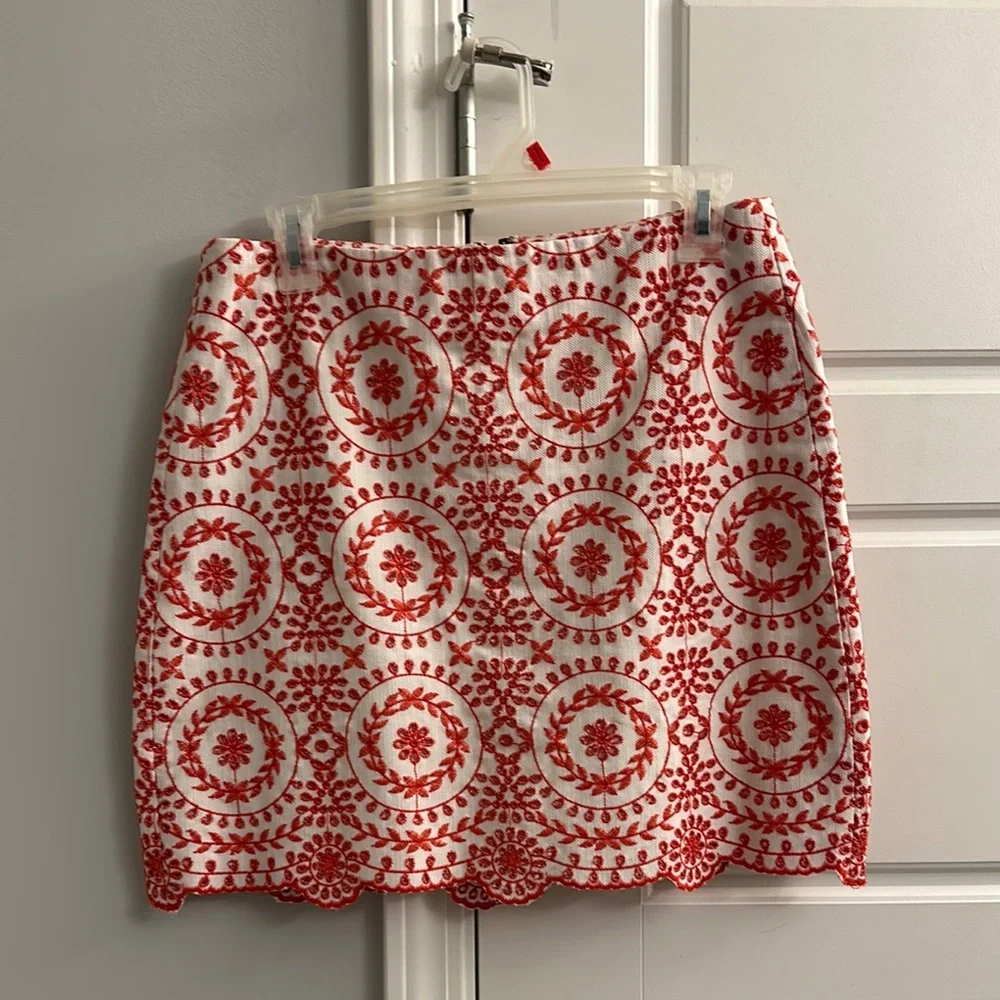LOFT Chic Red and White Embroidered Skirt - Picture 1 of 3